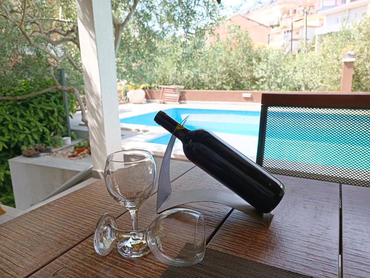 Villa Vlade- From The Heated Pool To The Beach In 1 Minute Jesenice  Bagian luar foto