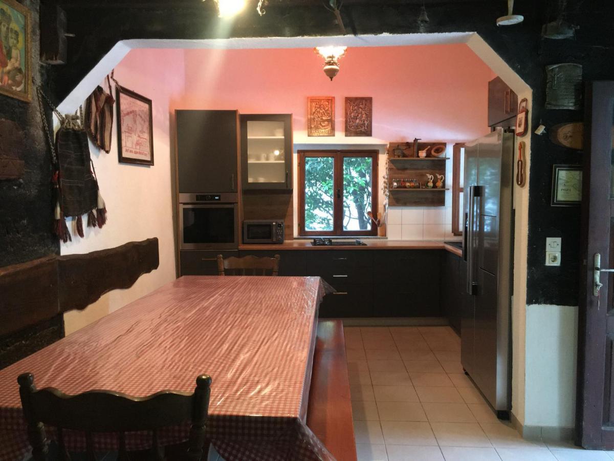 Villa Vlade- From The Heated Pool To The Beach In 1 Minute Jesenice  Bagian luar foto